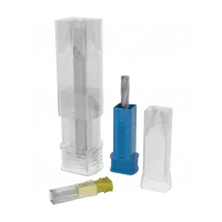 Narzędzie z centralną zatyczką i ściętą nasadką utrzymuje się na obu końcach, a mechanizm blokujący zapewnia bezpieczeństwo